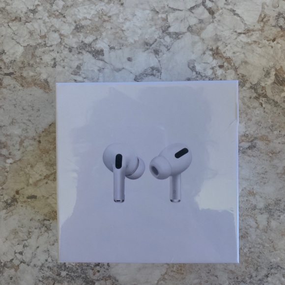 Brand new apple air pods trying to get rid of them price is negotiable
